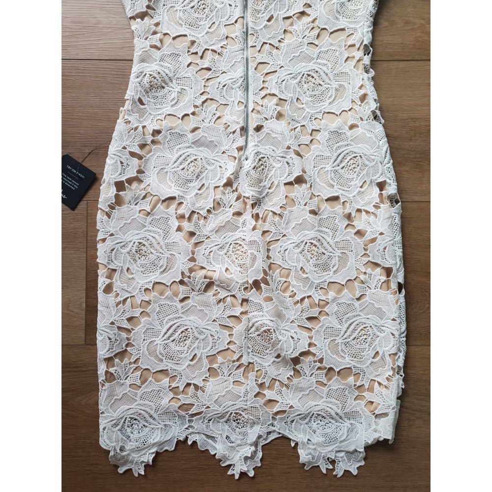 Lulus White Floral Crochet Lace Halter Sheath Dress Nude Lining NWT Large - Picture 12 of 14